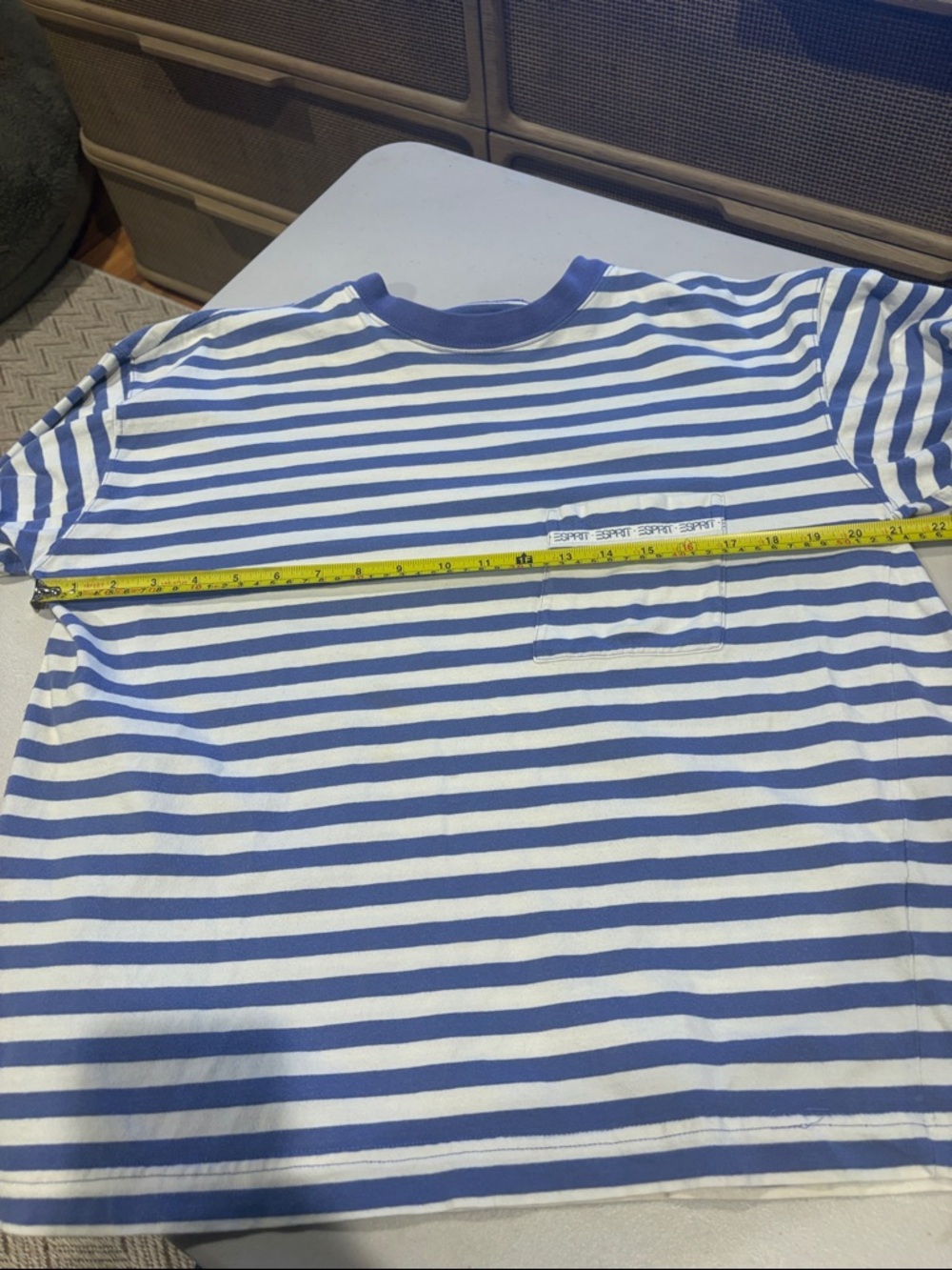 Vintage Esprit Women's Front Pocket T-shirt. Stripes. Size Medium. - Picture 10 of 12
